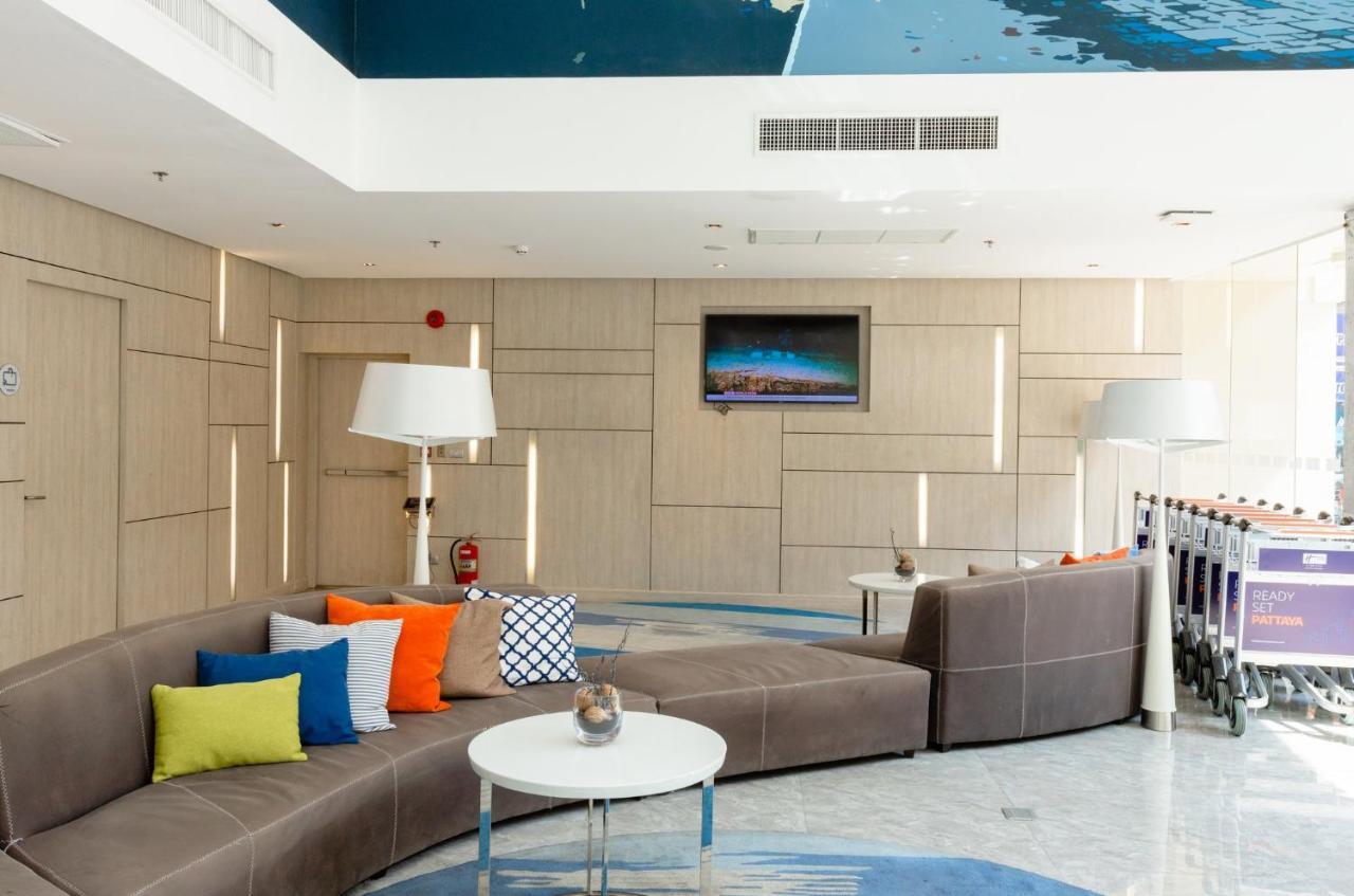 Holiday Inn Express Pattaya Central By Ihg Exterior photo